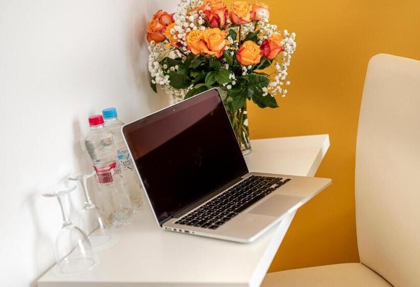 Standardzimmer mit Balkon, Oltnerhof   Self Check In