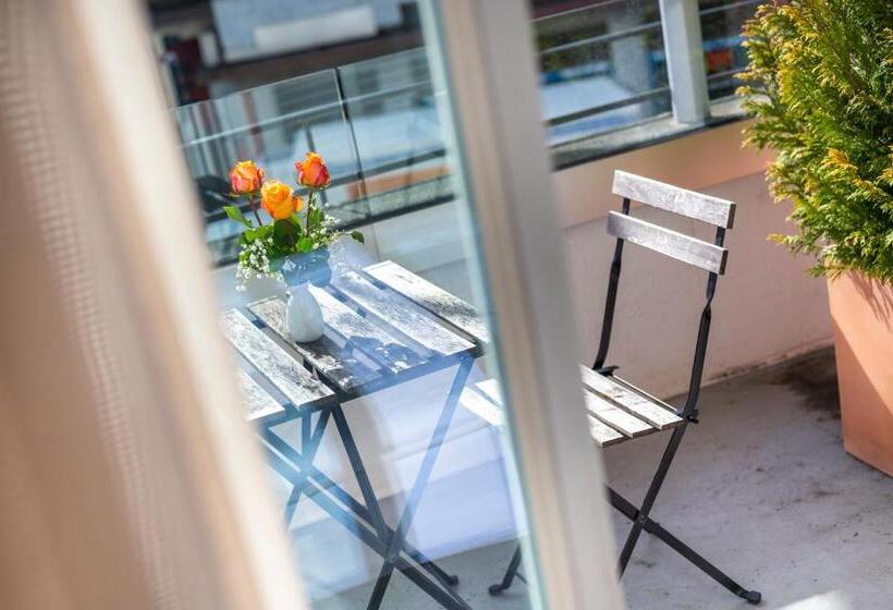 Standardzimmer mit Balkon, Oltnerhof   Self Check In