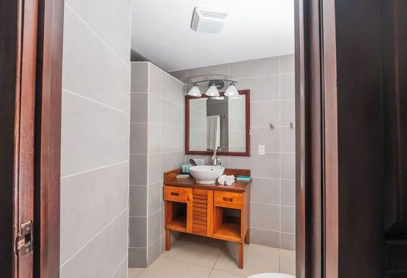 اتاق استاندارد با تخت بزرگ, Paradise Beach Resort & Dive Center