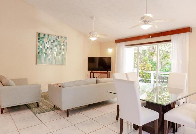 ویلای 3 خوابه, Paradise Beach Hotel & Resort