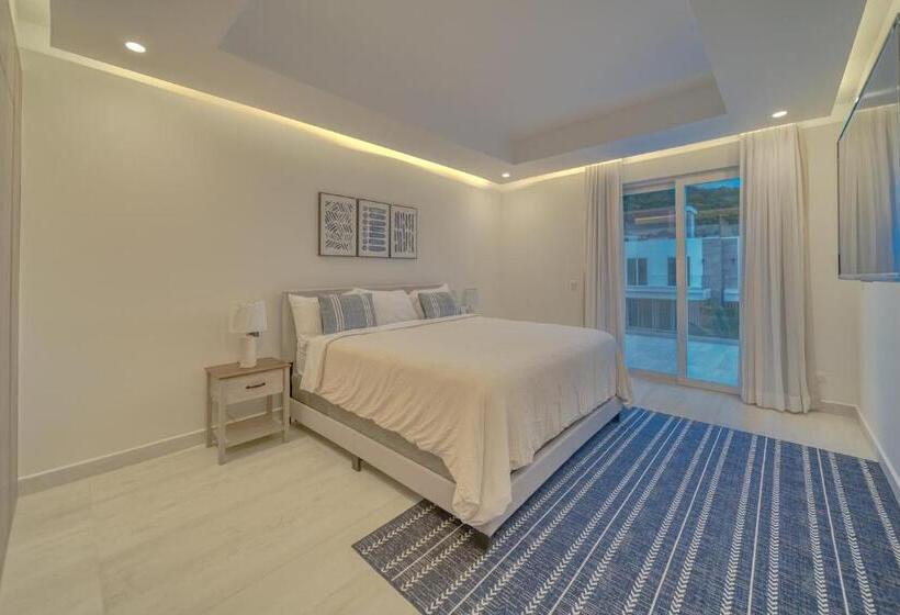 ویلای لوکس 1 خوابه, Paradise Beach Hotel & Resort