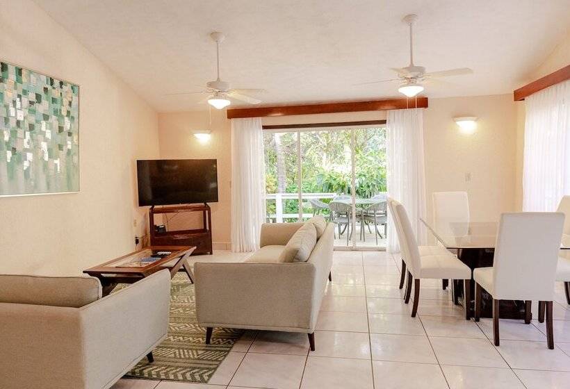 ویلای 3 خوابه, Paradise Beach Hotel & Resort