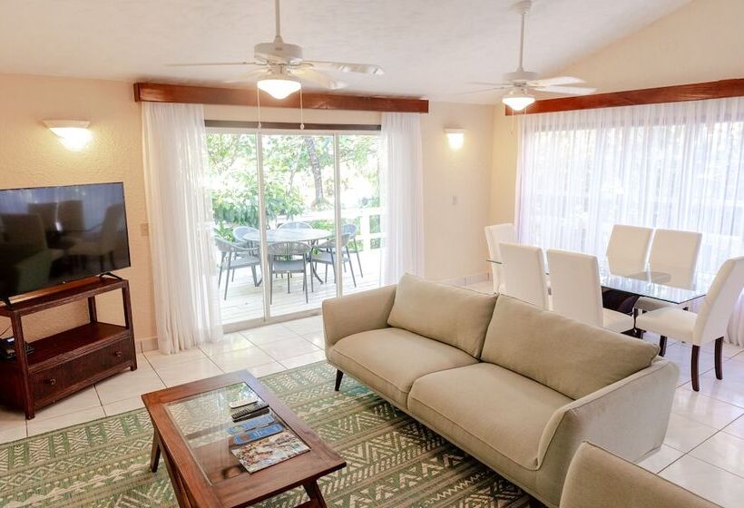 ویلای 3 خوابه, Paradise Beach Hotel & Resort