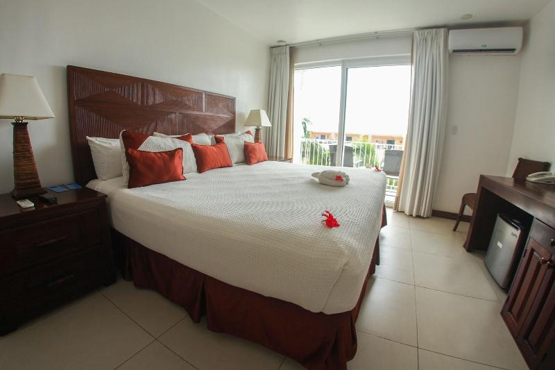 اتاق استاندارد با تخت بزرگ, Paradise Beach Hotel & Resort