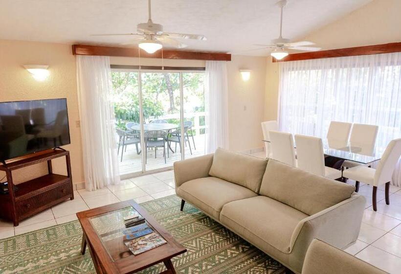 ویلای 3 خوابه, Paradise Beach Hotel & Resort