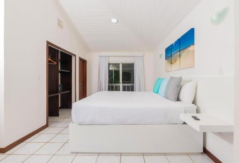 ویلای 3 خوابه, Paradise Beach Hotel & Resort