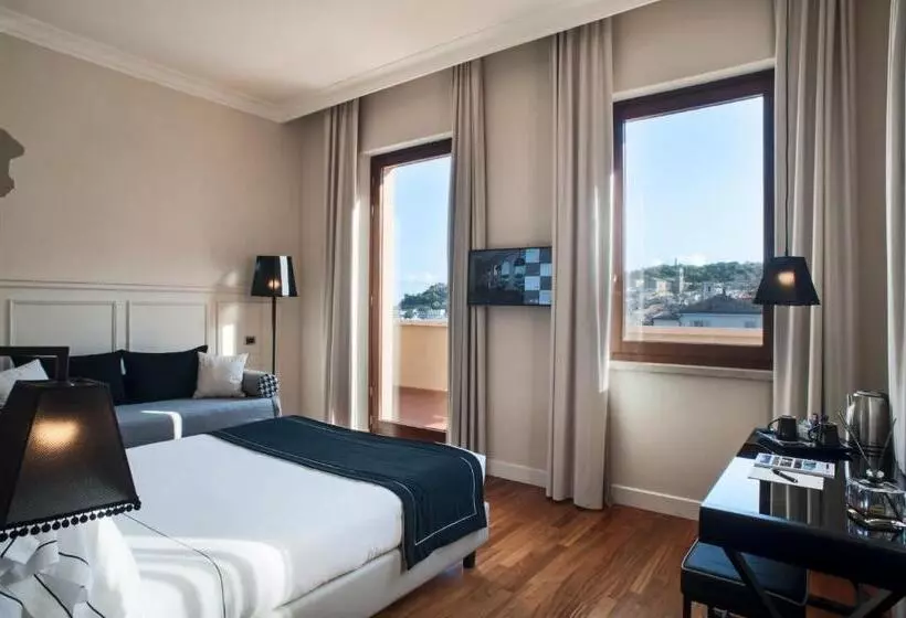 Junior Suite, Seeport