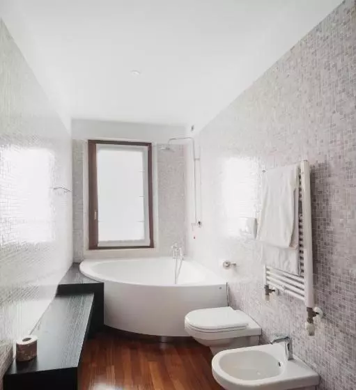 Junior Suite, Seeport