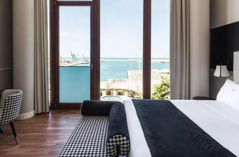 Chambre Deluxe, Seeport