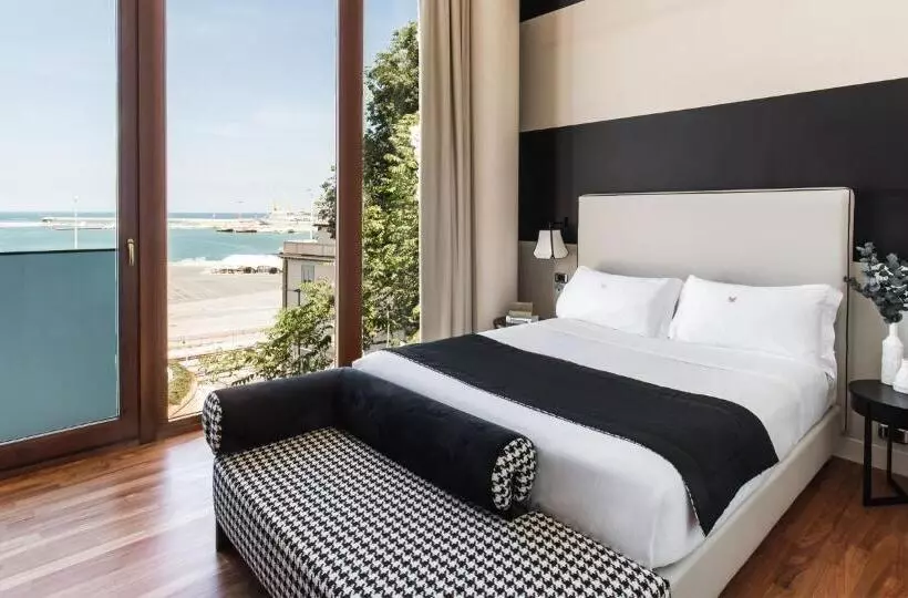 Chambre Deluxe, Seeport
