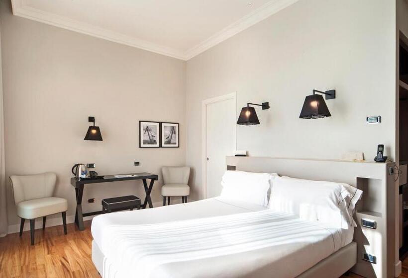 Номер Стандарт, Seeport