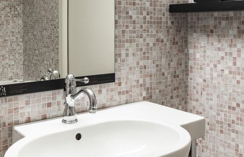 Номер Superior, Seeport