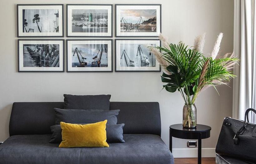 Полулюкс, Seeport