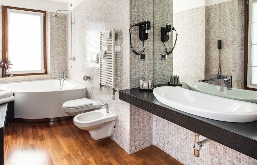 Полулюкс, Seeport