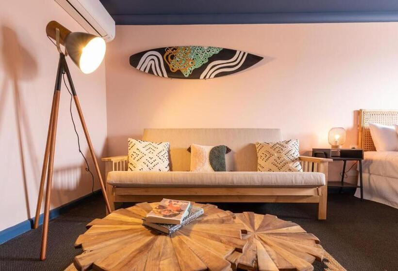 スイート, Roamer St Kilda