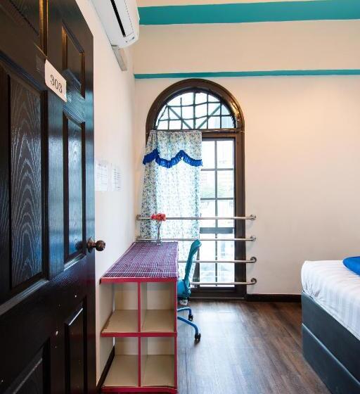 اتاق استاندارد, Travel Hub Guesthouse