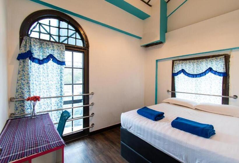 اتاق استاندارد, Travel Hub Guesthouse