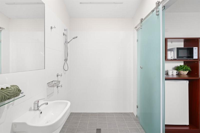 تختخواب در اتاق مشترک, Travel Hub Guesthouse