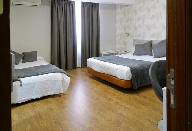 标准三人间, Vivar