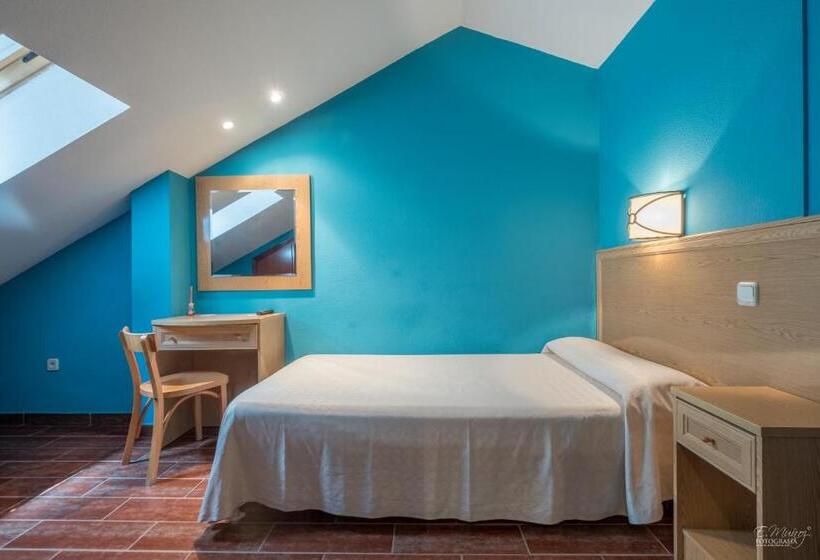 Quarto Estandar Individual, Vivar