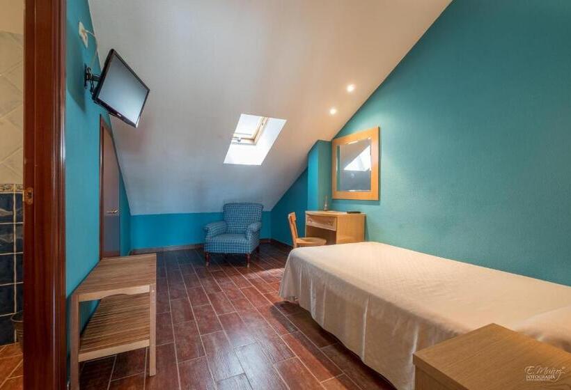 标准单人间, Vivar