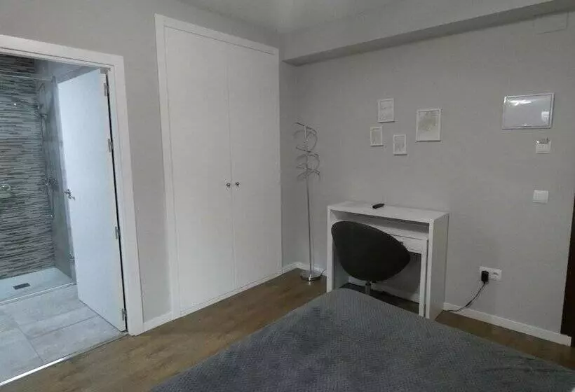 Superior Kamer, Vivar
