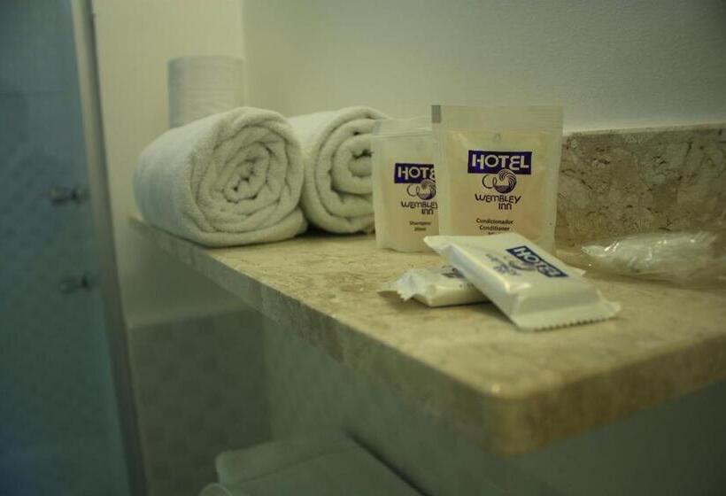 四人豪华间, Wembley Inn