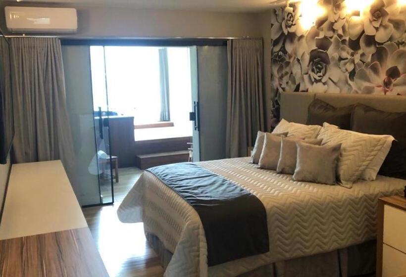 带按摩浴盆的套房, Wembley Inn