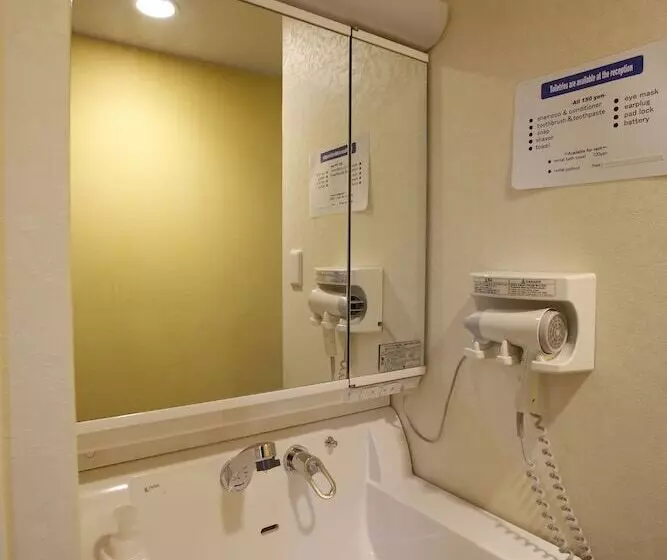 ルームシェアのワンベッド, Backpackers Hostel K S House Hiroshima