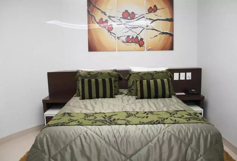 سوییت لوکس, Residence Hotel Imperatriz