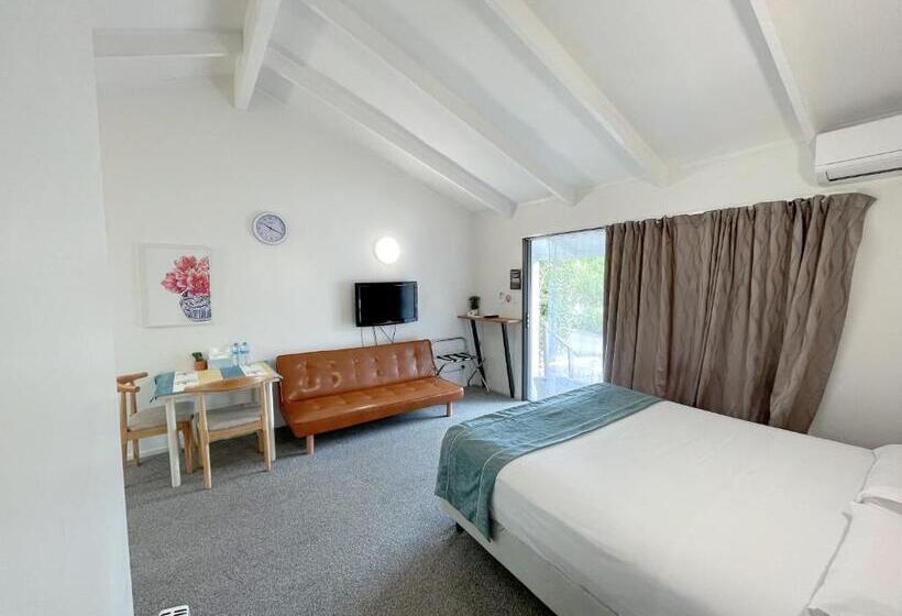 Standaard Studio, Siesta Motel