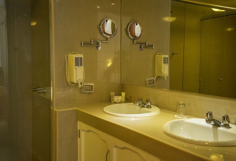 اتاق استاندارد یک نفره, Winmeier Hotel Y Casino