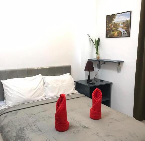 اتاق سوپریور, Hope Inn