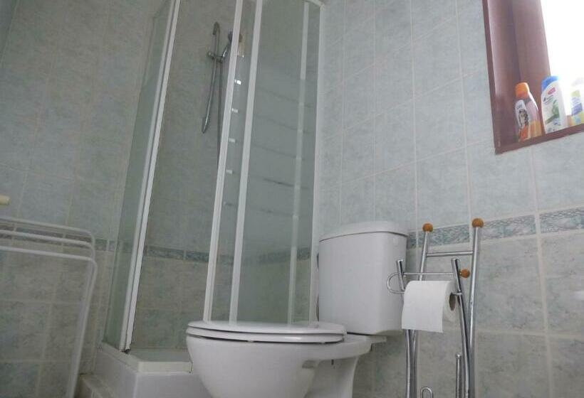 חדר משפחתי, L Horizon Des Alpes