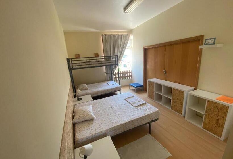 اتاق خانوادگی, Garden Hostel