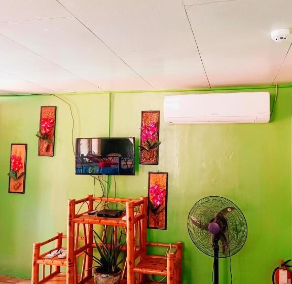 패밀리 스위트, Smallfry S Beach Resort