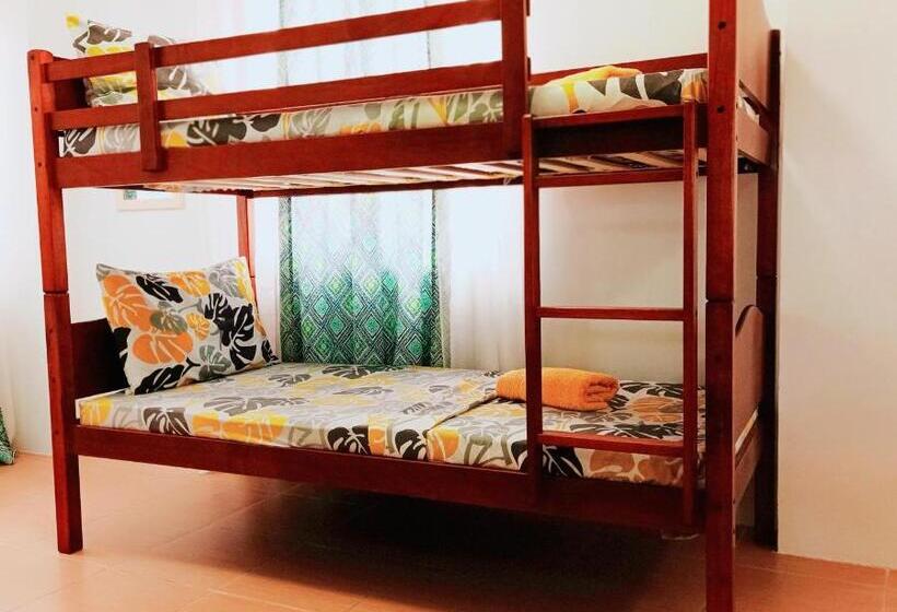 オーシャンビュースイート, Smallfry S Beach Resort