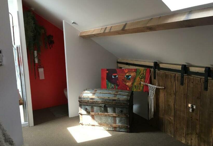 غرفة قياسية, ô Lit  Chi