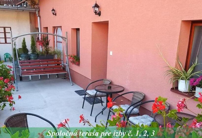 Номер Стандарт Совместная Ванная, Ubytovanie Adina Poltár