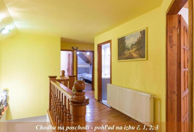 四人标准间, Ubytovanie Adina Poltár
