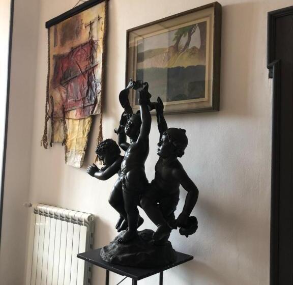 غرفة قياسية, Villa Sapi