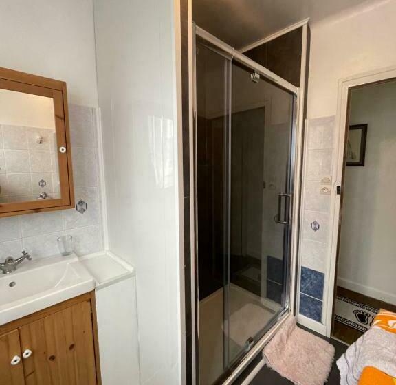 جناح عائلي, Chambre D Hôte Mara