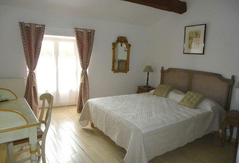 חדר סטנדרט נוף להרים, Chambre D Hôtes Le Jas Des Sagnières