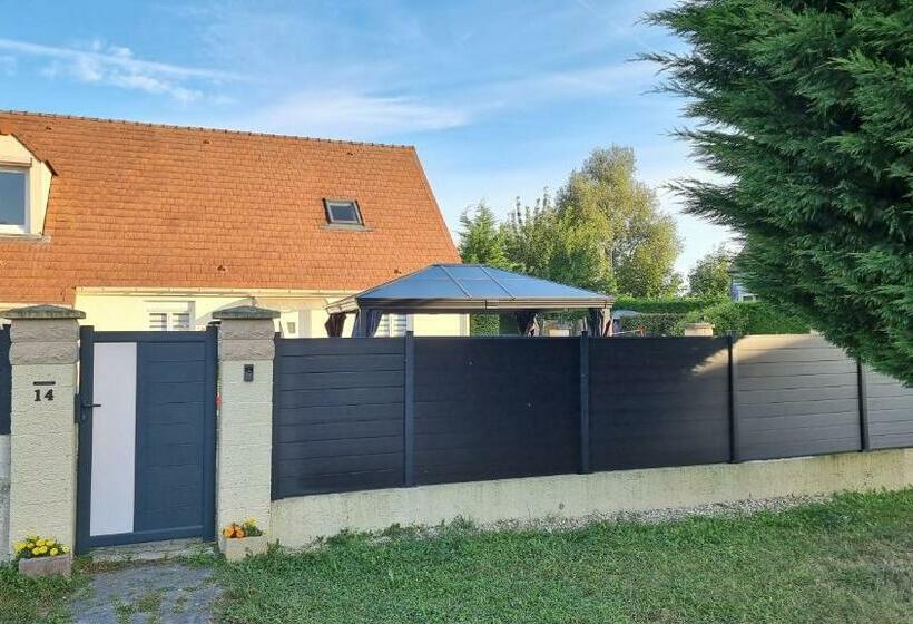 Трехместный Номер Стандарт Вид на Сад, Chez Christian&astrid Next To Disneyland Paris