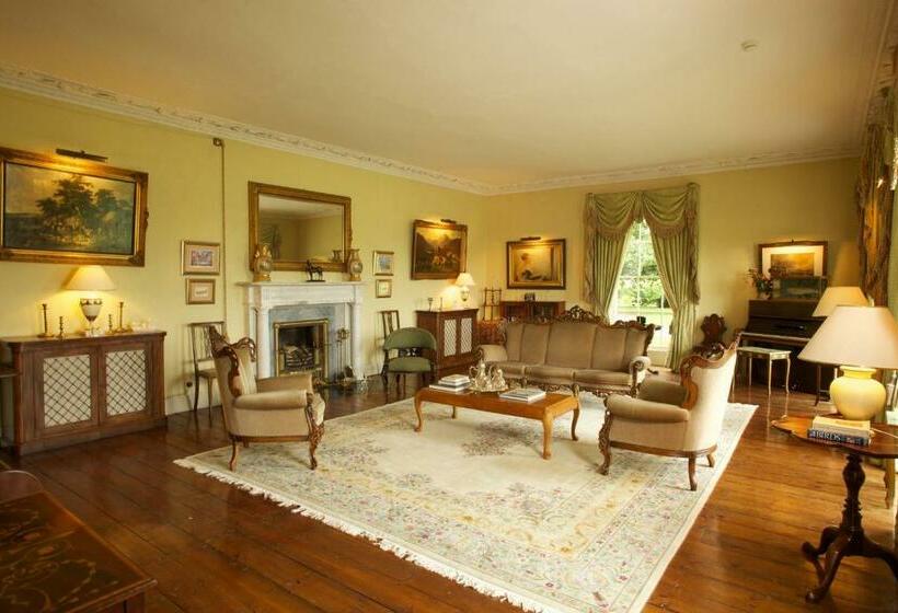 חדר סטנדרט, Grange Manor