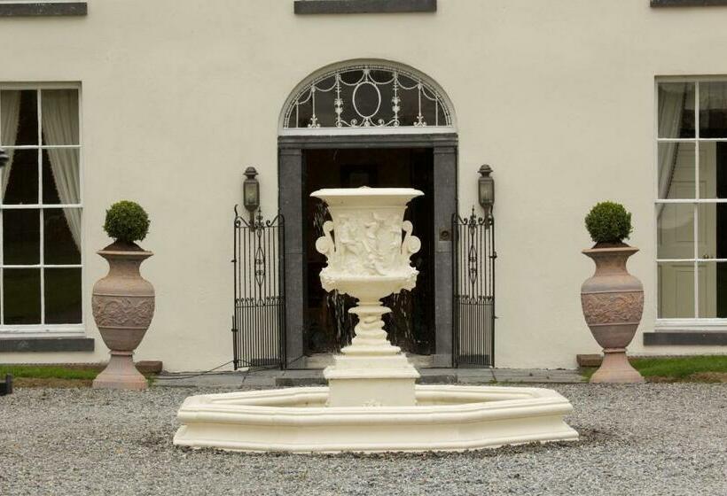 Номер Стандарт, Grange Manor