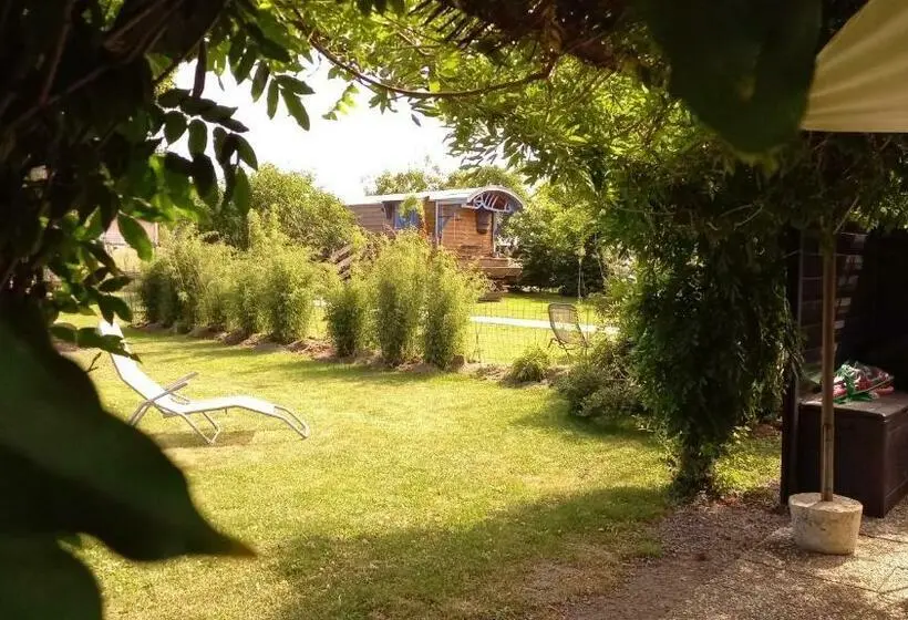 Apartament 2 Sypialnie, Hagebuche
