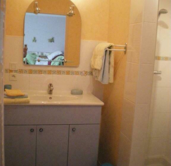 ガーデンビュースタンダードルーム, La Clé Des Champs