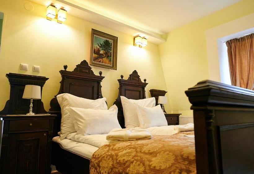 １ベッドルームアパートメント, Saciova Hills