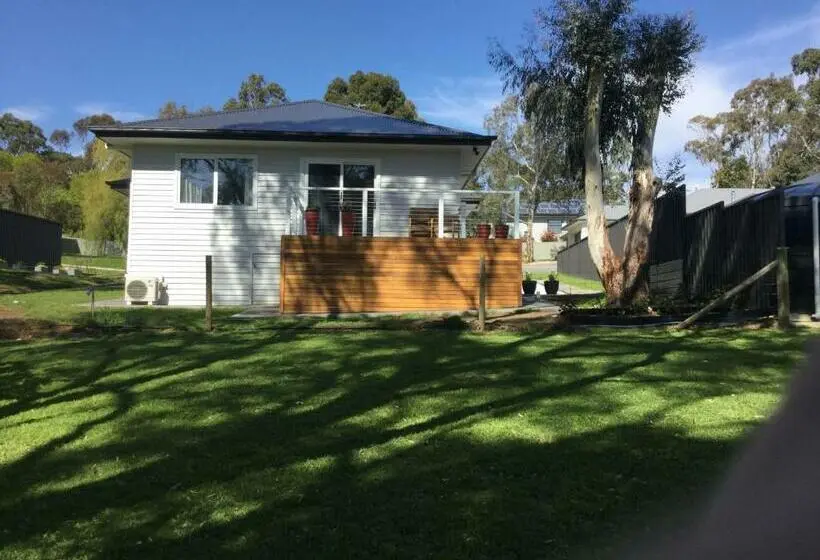 デラックススタジオ, Studio Echunga Adelaide Hills